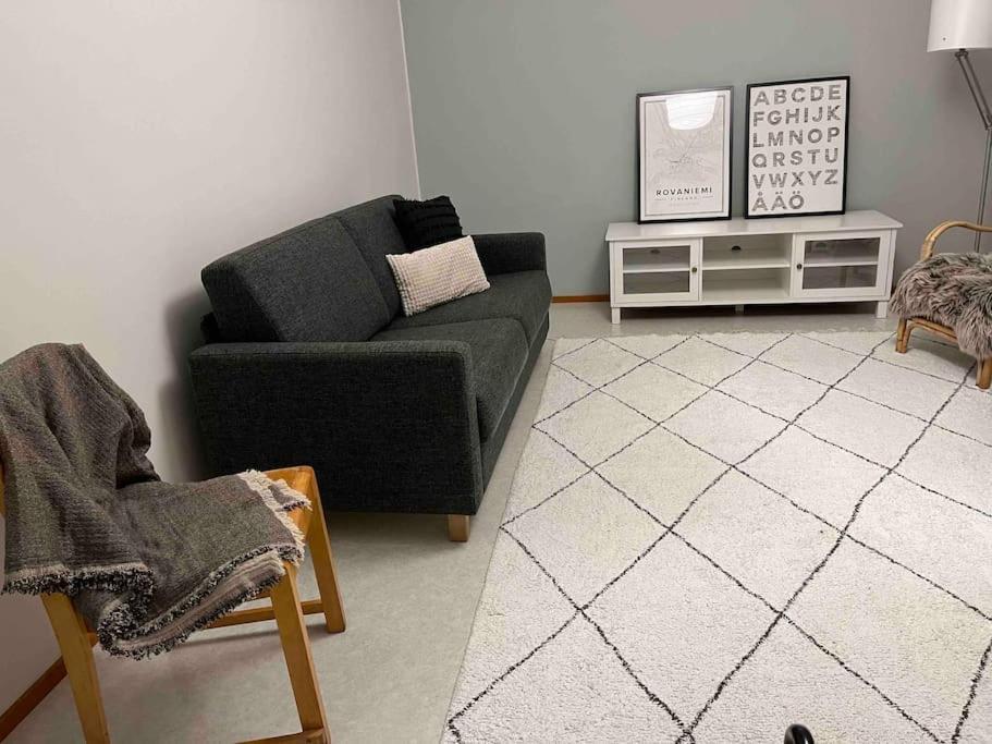 Spacious Apartment For 5 Next To The Train Station Rovaniemi Exterior photo